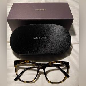 Tom Ford 5599-B Eyeglass Frames (NO LENSES)